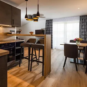  Apartment Hubertus Garni